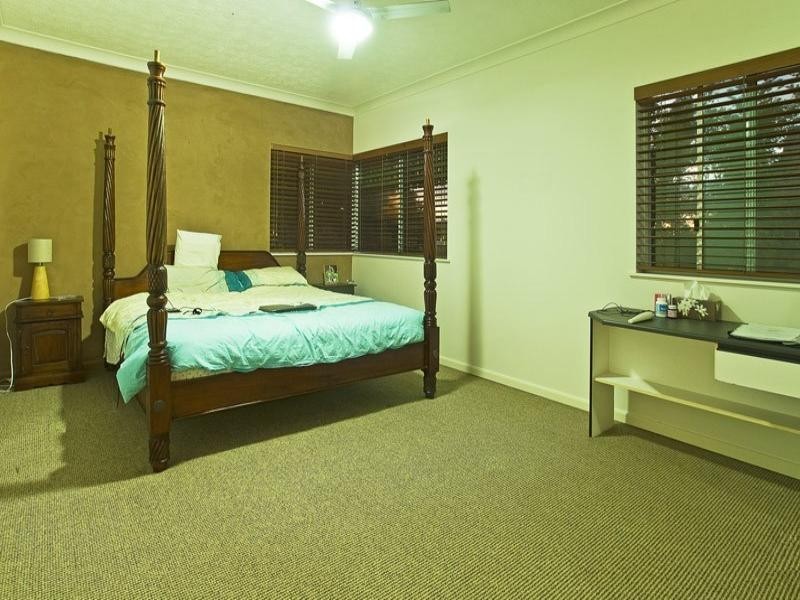 5 Albatross Avenue, Mermaid Beach QLD 4218