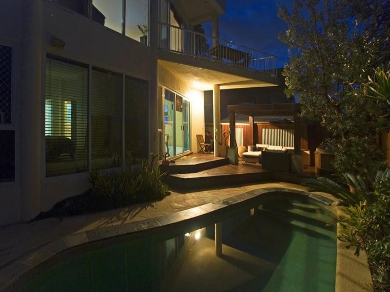 5 Albatross Avenue, Mermaid Beach QLD 4218