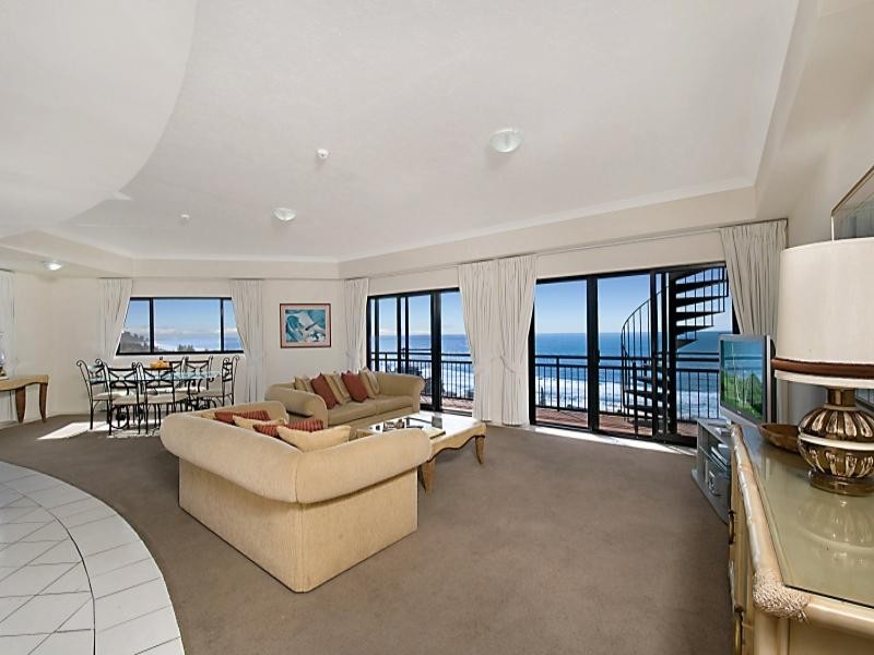 Penthouse Magic Mountain Apartments, Miami QLD 4220