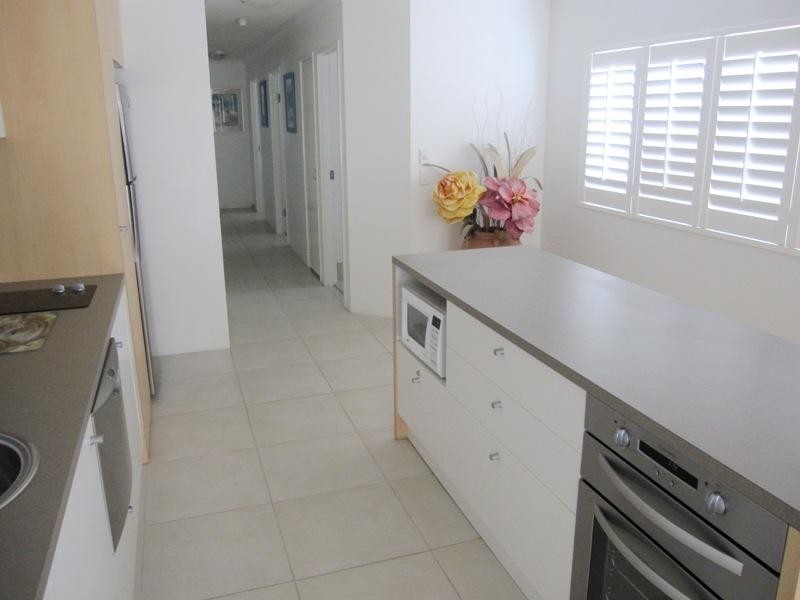 20/26 Old Burleigh Road, Surfers Paradise QLD 4217