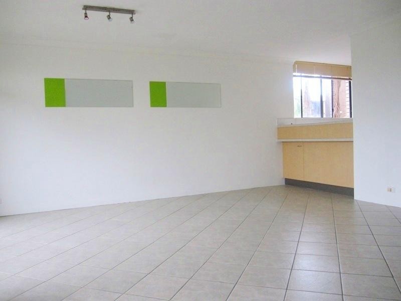 15/24 Second Avenue, Broadbeach QLD 4218