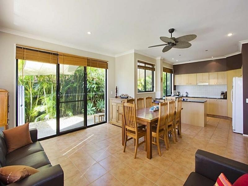 Varsity Lakes QLD 4227