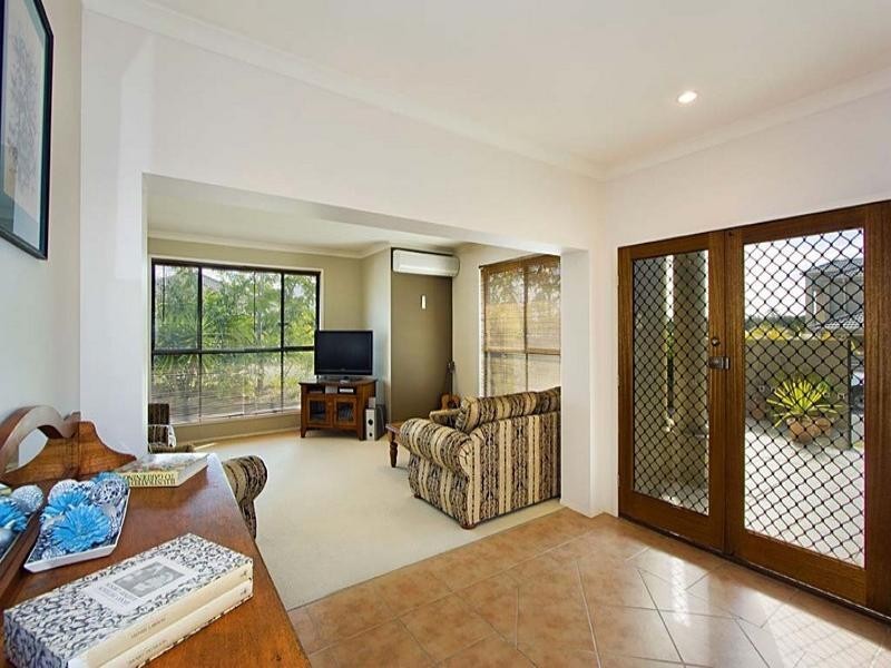 Varsity Lakes QLD 4227