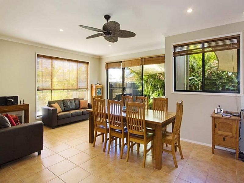 Varsity Lakes QLD 4227