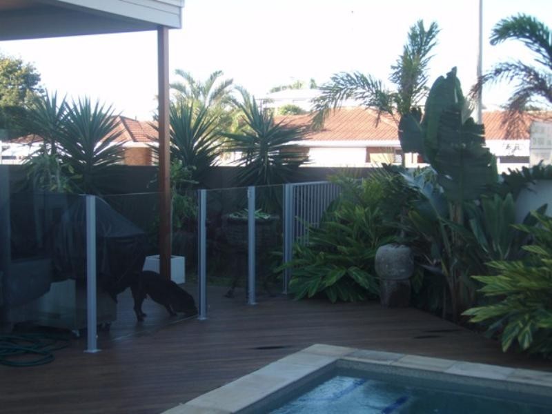 1/12 Nobby Parade, Miami QLD 4220