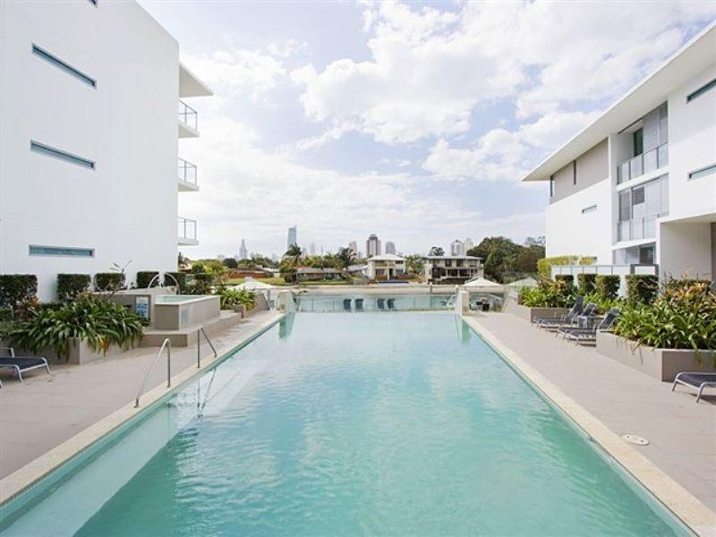2315 33 Te Peters Drive, Broadbeach QLD 4218