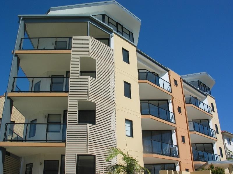 1-7 ‘Wings on Surf’ 160 Surf Parade, Broadbeach QLD 4218