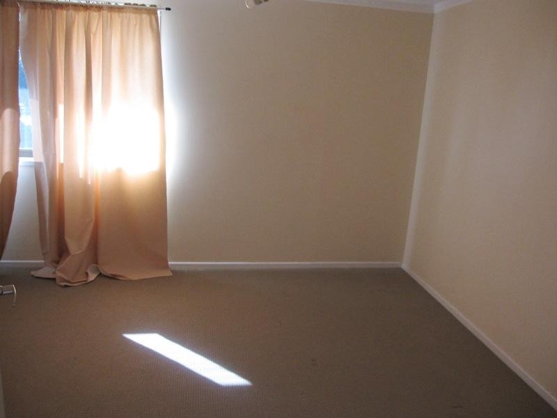 2/6 Macaw Avenue, Miami QLD 4220