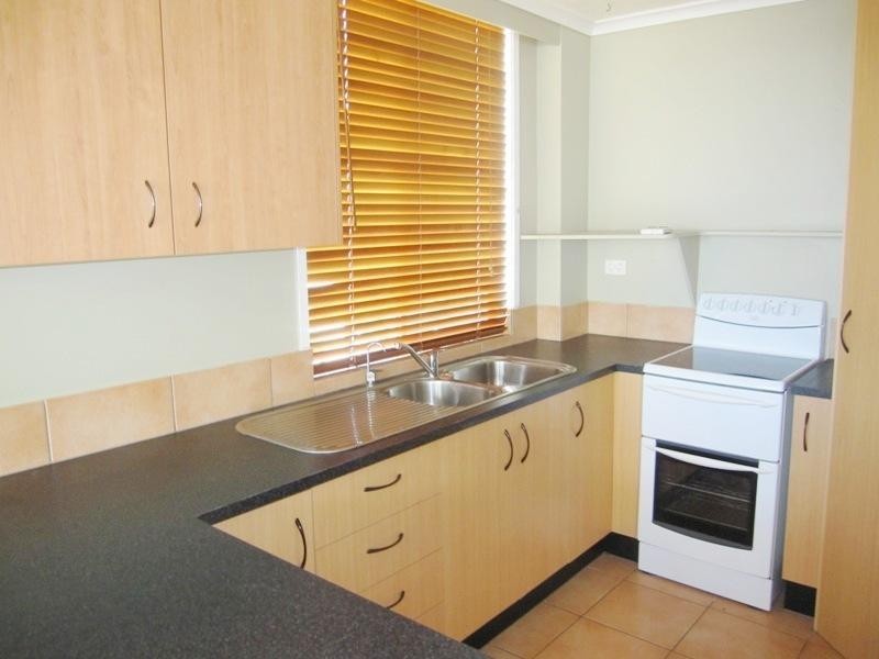 9/10 Aubrey Street, Surfers Paradise QLD 4217