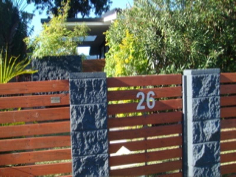 26 Allambi Avenue, Broadbeach Waters QLD 4218