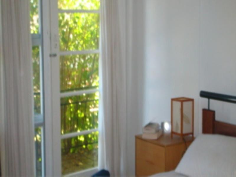 26 Allambi Avenue, Broadbeach Waters QLD 4218