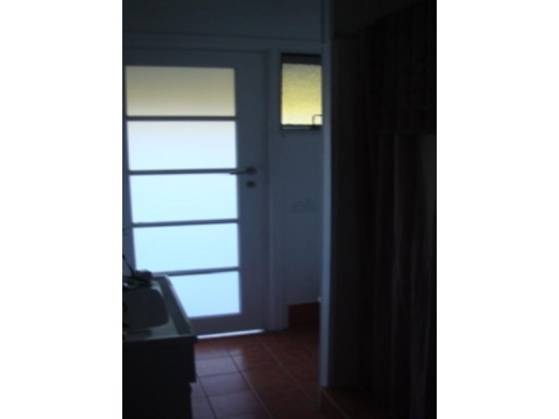 26 Allambi Avenue, Broadbeach Waters QLD 4218