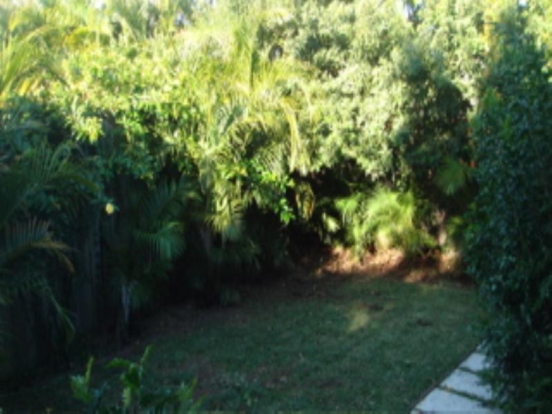 26 Allambi Avenue, Broadbeach Waters QLD 4218