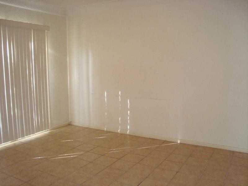 1/96 Frank Street, Labrador QLD 4215