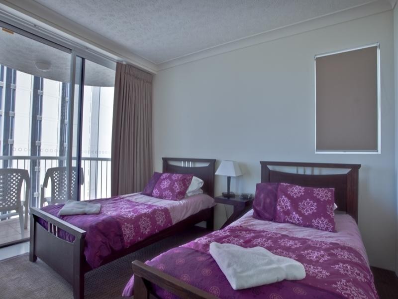 501 ‘Ritz on the Beach’ 8 Philip Avenue, Broadbeach QLD 4218