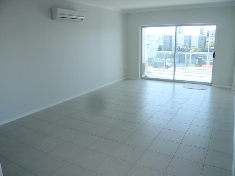 11/2312 Gold Coast Highway, Mermaid Beach QLD 4218