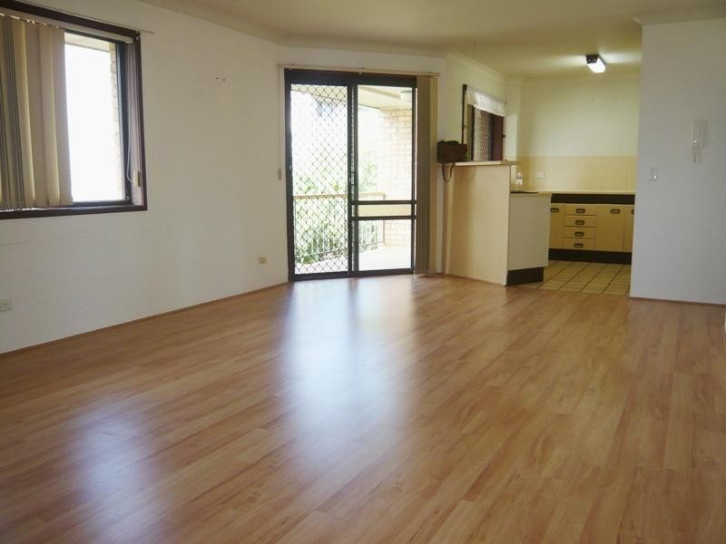 7/10 Mountainview Avenue, Miami QLD 4220