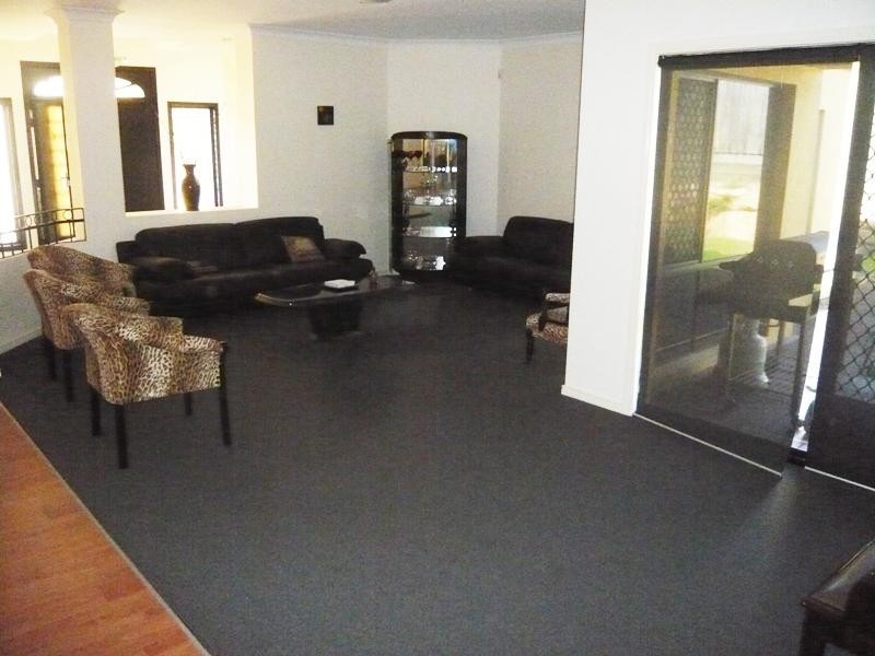 27 Hillridge Crescent, Varsity Lakes QLD 4227