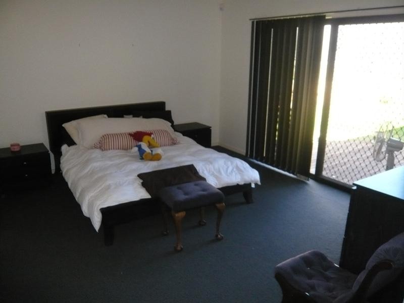 27 Hillridge Crescent, Varsity Lakes QLD 4227