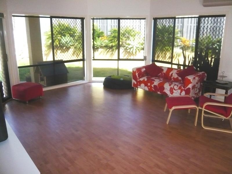 27 Hillridge Crescent, Varsity Lakes QLD 4227