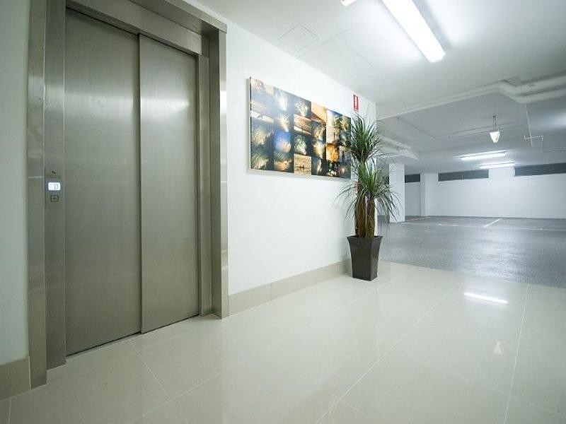 2/89 Seagull Avenue, Mermaid Beach QLD 4218