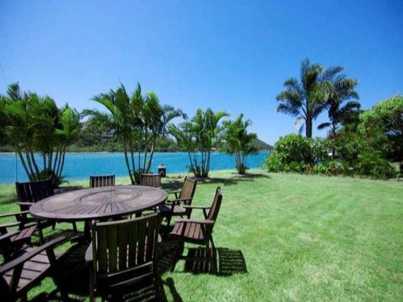 97 Tallebudgera Drive, Palm Beach QLD 4221