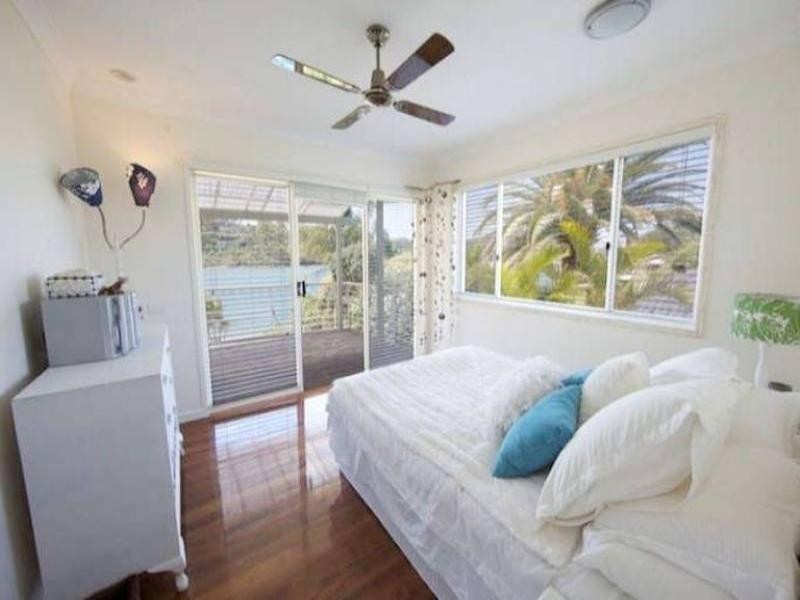 97 Tallebudgera Drive, Palm Beach QLD 4221