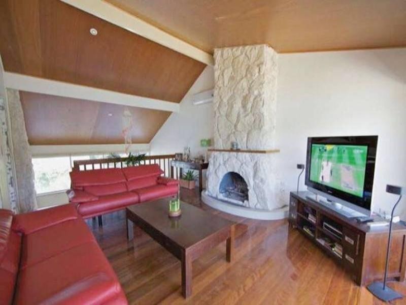 97 Tallebudgera Drive, Palm Beach QLD 4221