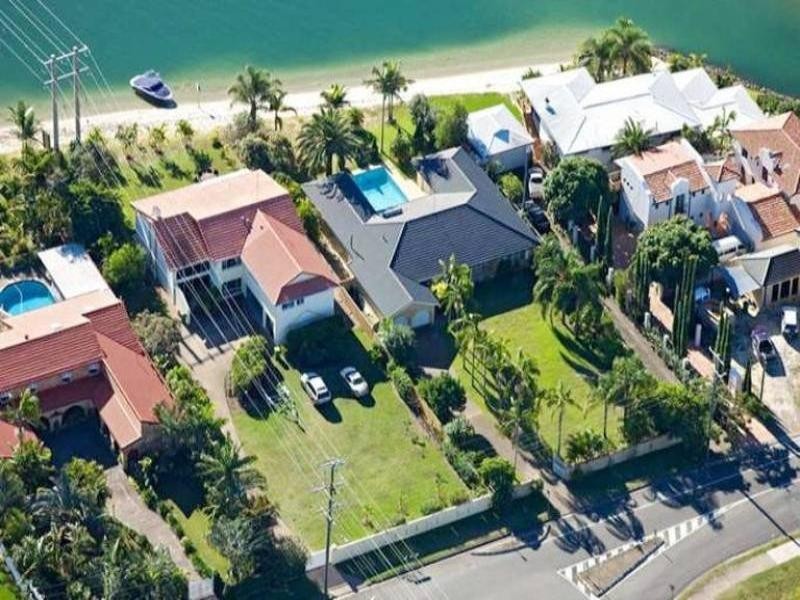 97 Tallebudgera Drive, Palm Beach QLD 4221