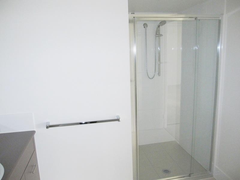 2/1 Acacia Court, Robina QLD 4226