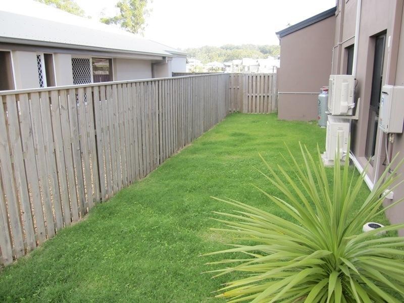 8 Aquarius Street, Reedy Creek QLD 4227