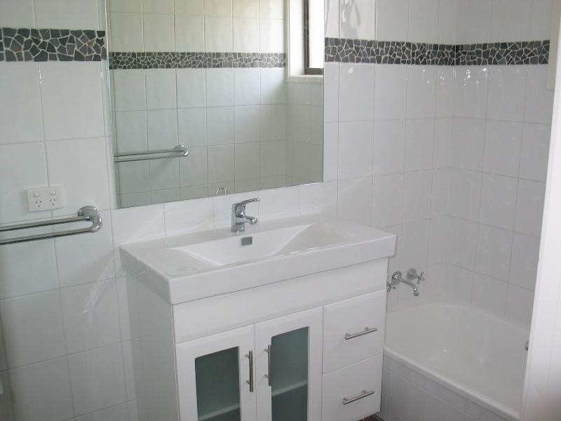 17 Britannia Avenue, Broadbeach QLD 4218