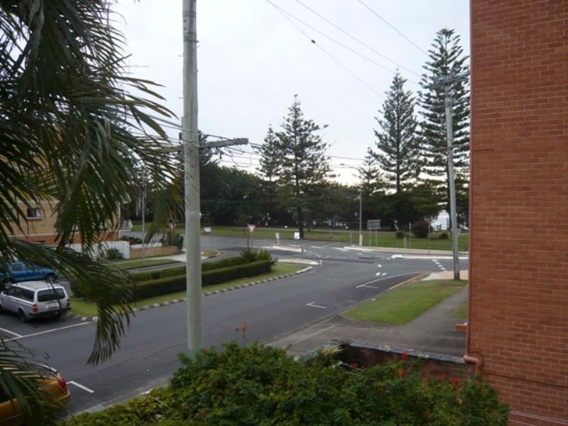 5/4 First Avenue, Burleigh Heads QLD 4220