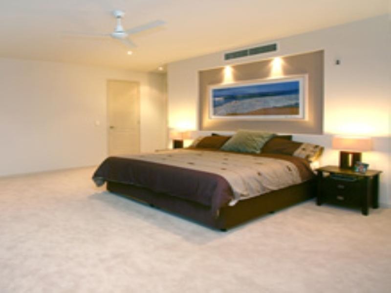 62 Hedges Avenue, Mermaid Beach QLD 4218