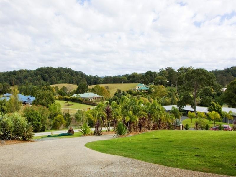 28 Dungogie Drive, Tallebudgera QLD 4228
