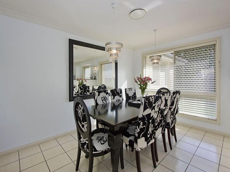 28 Cypress Drive, Broadbeach Waters QLD 4218