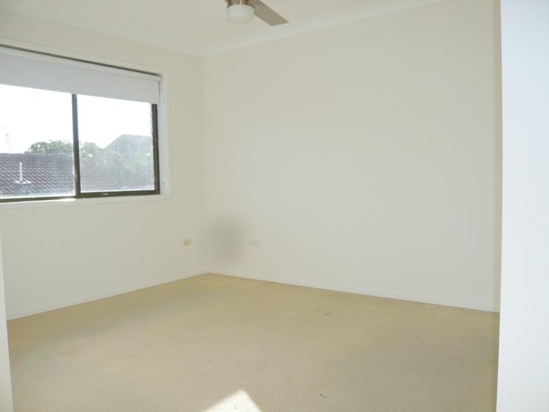 5/11 ‘The Rinks’ Armrick Avenue, Broadbeach QLD 4218
