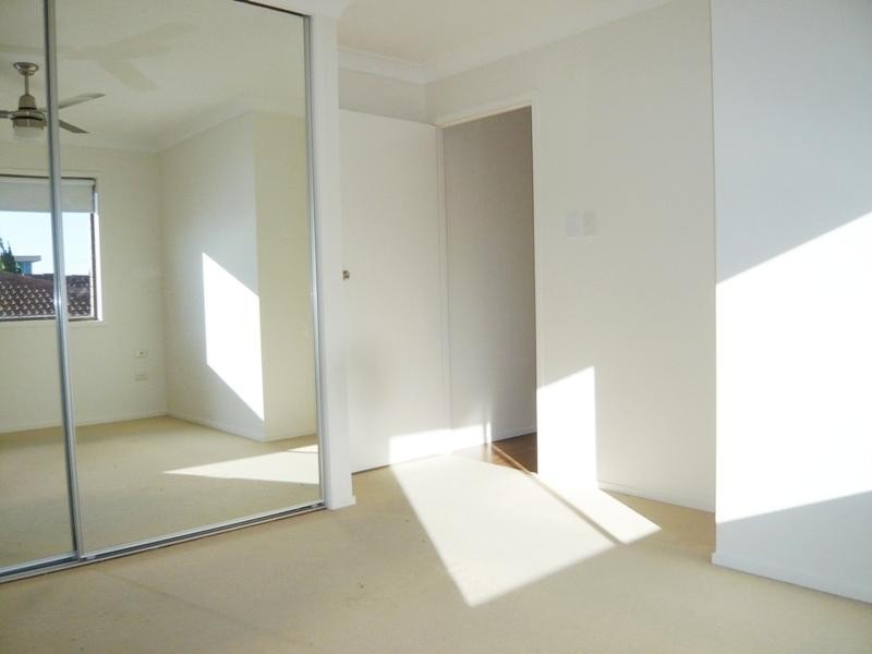 5/11 ‘The Rinks’ Armrick Avenue, Broadbeach QLD 4218