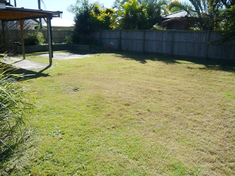 42 Allambi Avenue, Broadbeach Waters QLD 4218