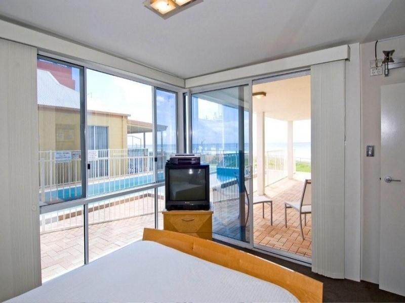 3/163 Hedges Avenue, Mermaid Beach QLD 4218