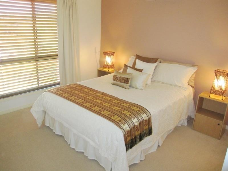 109 Dunlin Drive, Burleigh Waters QLD 4220