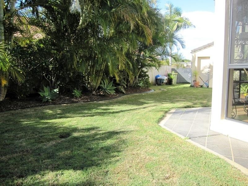 109 Dunlin Drive, Burleigh Waters QLD 4220