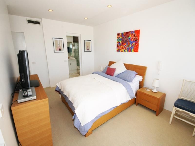 16 ‘Blue Pacific’ 280 Hedges Avenue, Mermaid Beach QLD 4218