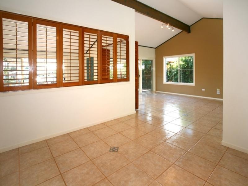 Broadbeach Waters QLD 4218