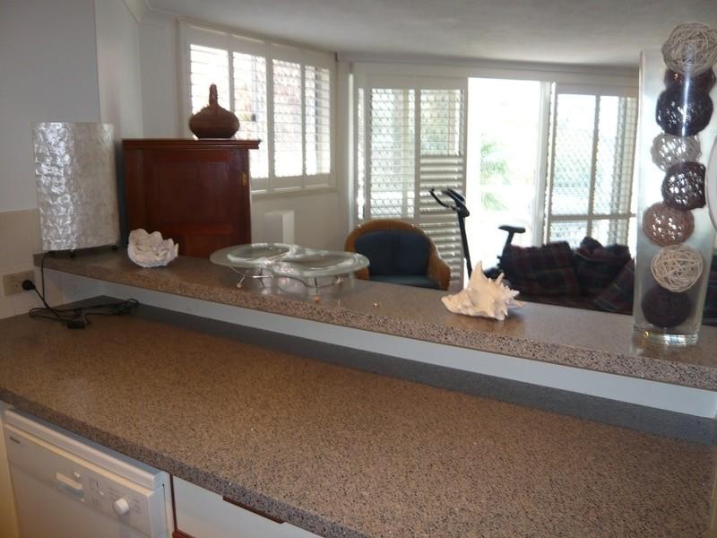 3/33 Old Burleigh Road, Broadbeach QLD 4218