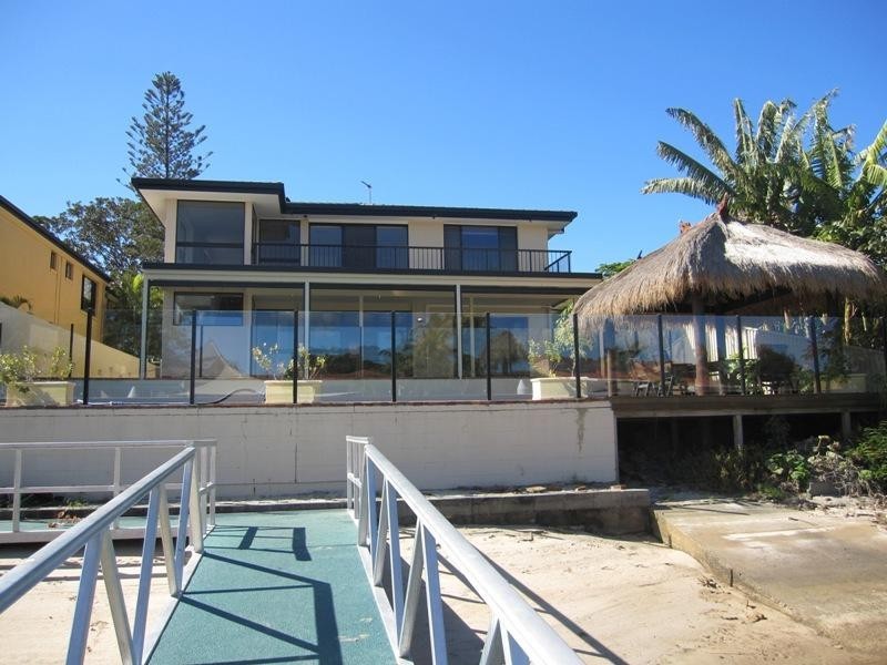 34 Gibraltar Dive, Surfers Paradise QLD 4217