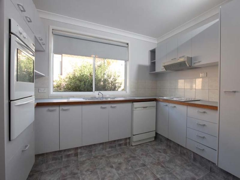 2/101 Dolphin Avenue, Mermaid Beach QLD 4218