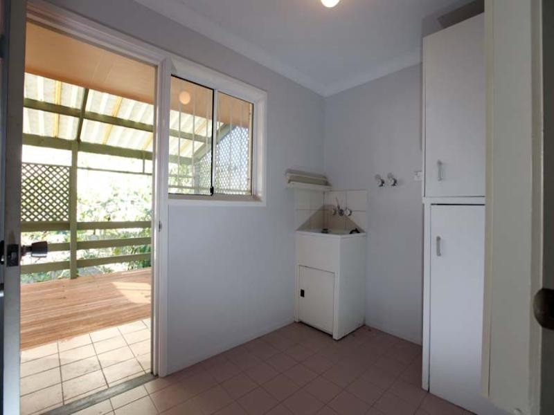 2/101 Dolphin Avenue, Mermaid Beach QLD 4218