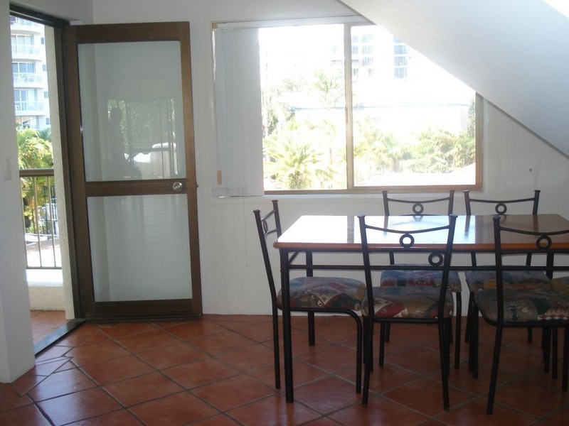 11/22 Wharf Road, Surfers Paradise QLD 4217