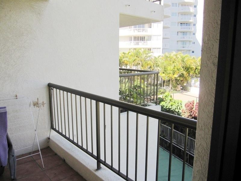 11/22 Wharf Road, Surfers Paradise QLD 4217